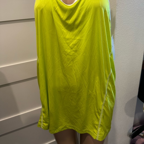 NWT 100 Meter Dash Tank Top - Picture 2 of 9